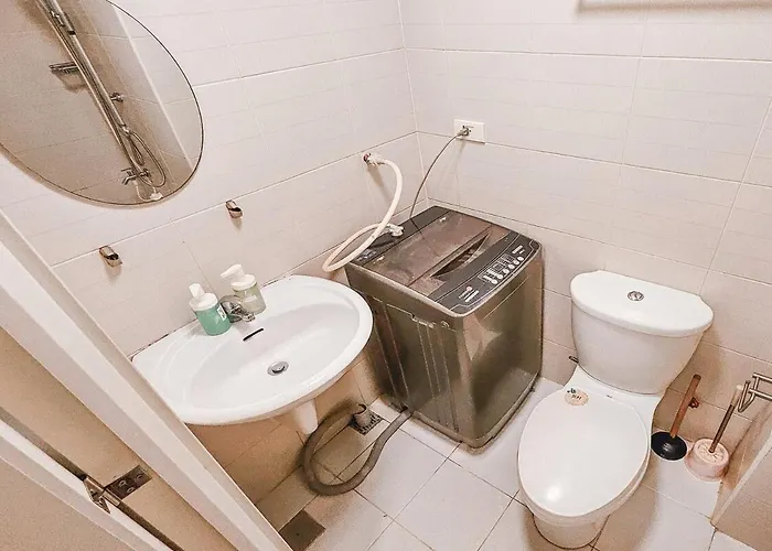 Luxury 2br In Makati With Billiard & Netflix *